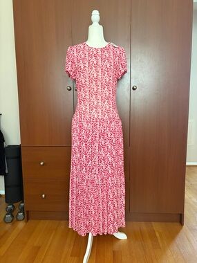 BCBGMaxAzria Red-Pink Floral Short-Sleeve Maxi Dress